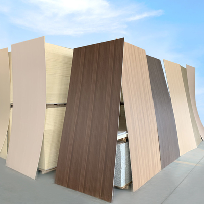 Qualität PUR-Kleber Bambus-Kohle-Holzfolie 5 / 8mm PET-Bamboo-Kohle-Blatt Fabrik